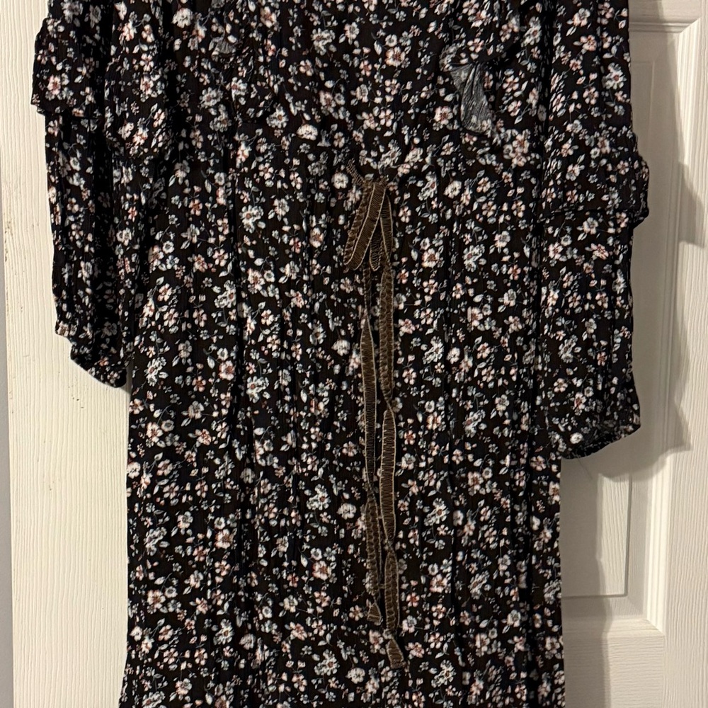 Elegant Floral Women's Dress in Black